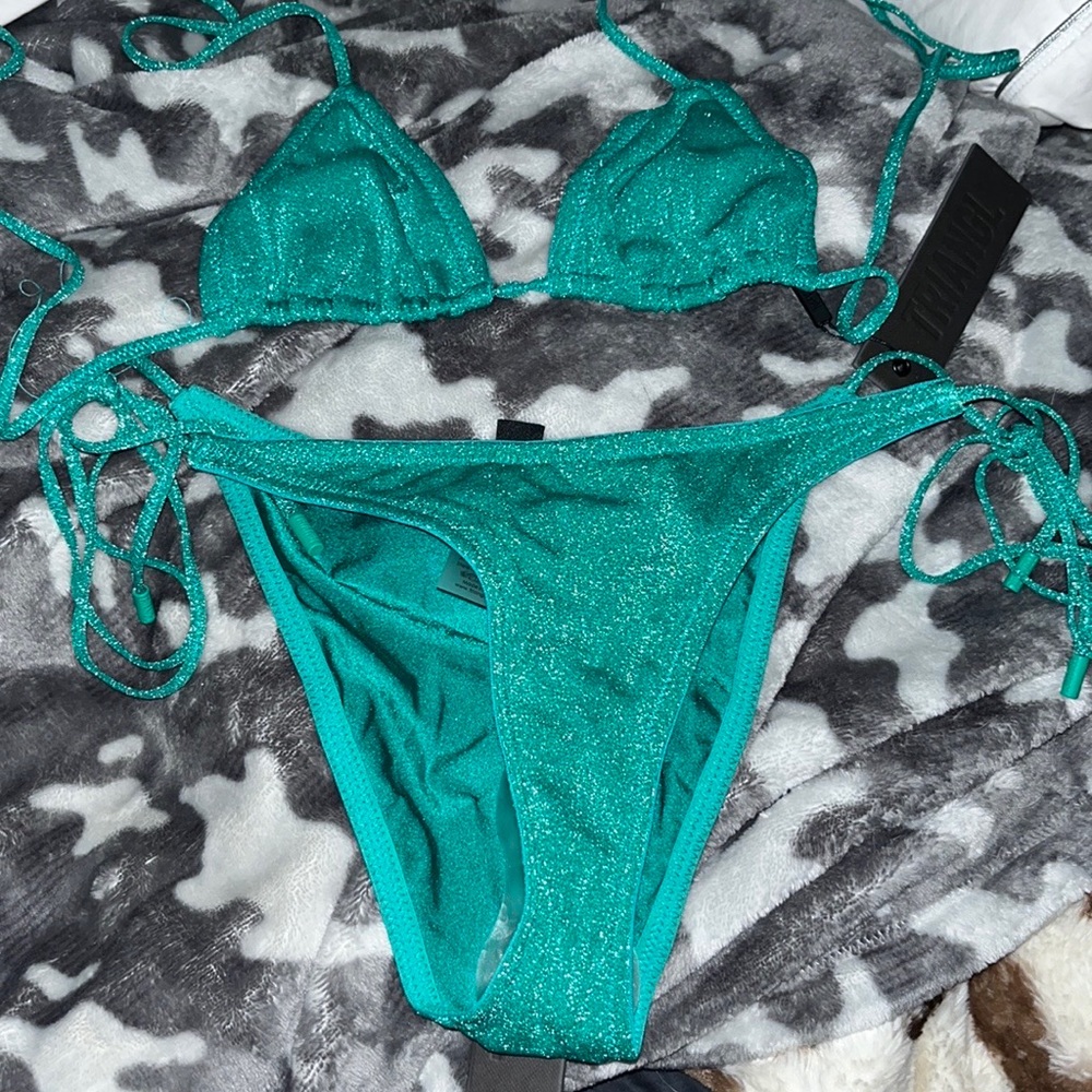 Jade color sparkly triangl swimsuit